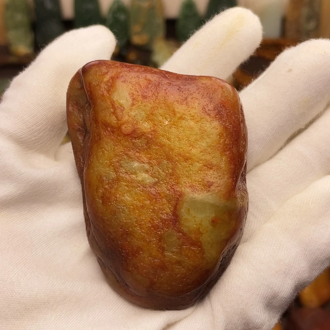 用***6颈饰未镶嵌岫岩河磨玉（透闪石质玉）