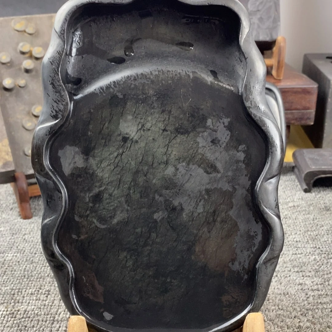明代荷叶蝉形歙砚