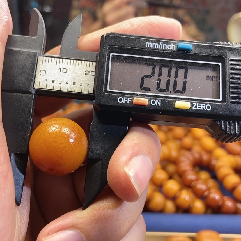 【闪购商品】蜜蜡未镶嵌珠宝奇石