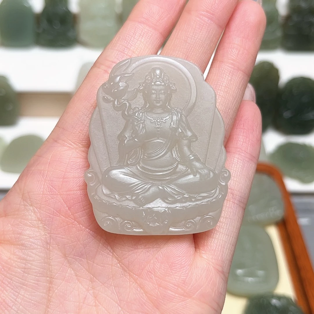 和田玉颈饰未镶嵌迷*