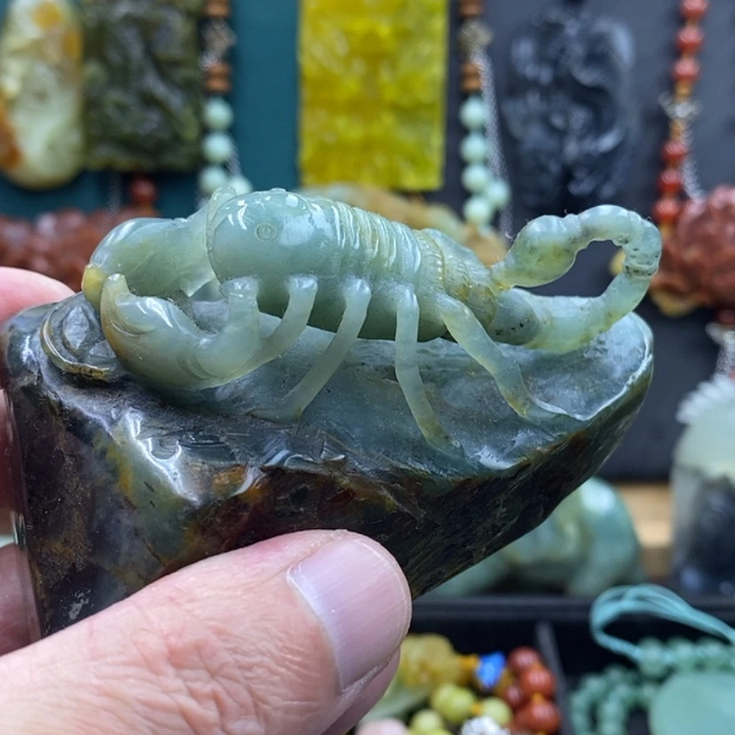 【闪购商品】未镶嵌蛇纹石玉摆件