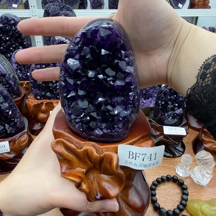 紫晶大型摆件（非配饰）未镶嵌