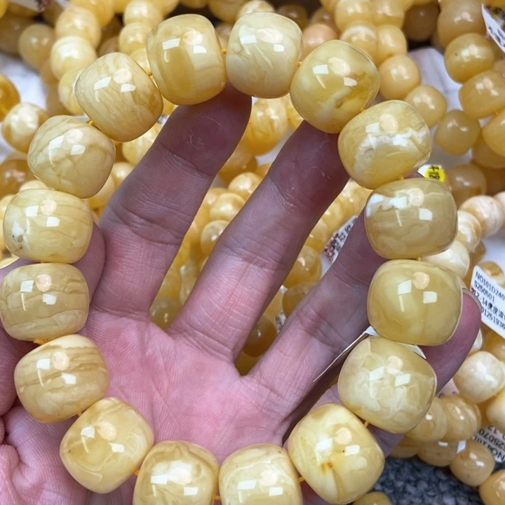 琥珀未镶嵌珠宝奇石19