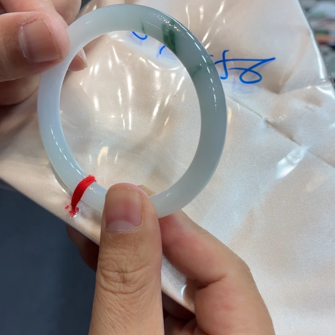 翡翠未镶嵌手镯手镯子