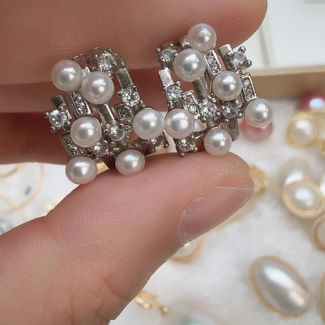 淡水珍珠耳饰未镶嵌