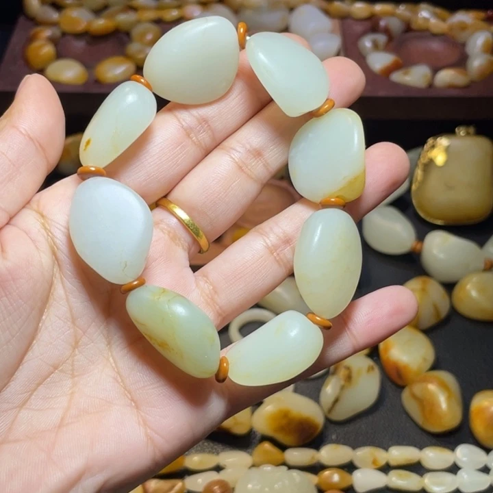 和田玉未镶嵌手链