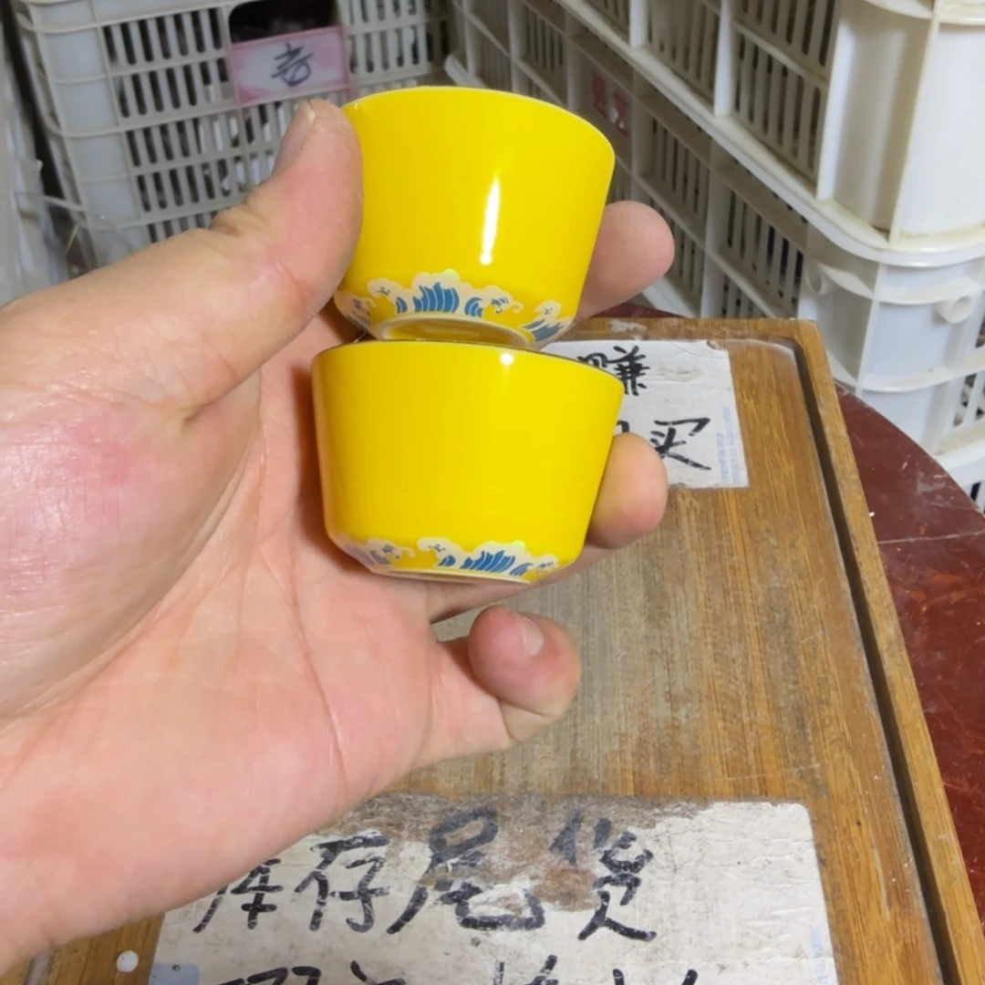 微瑕疵介意勿拍陶瓷器皿B014