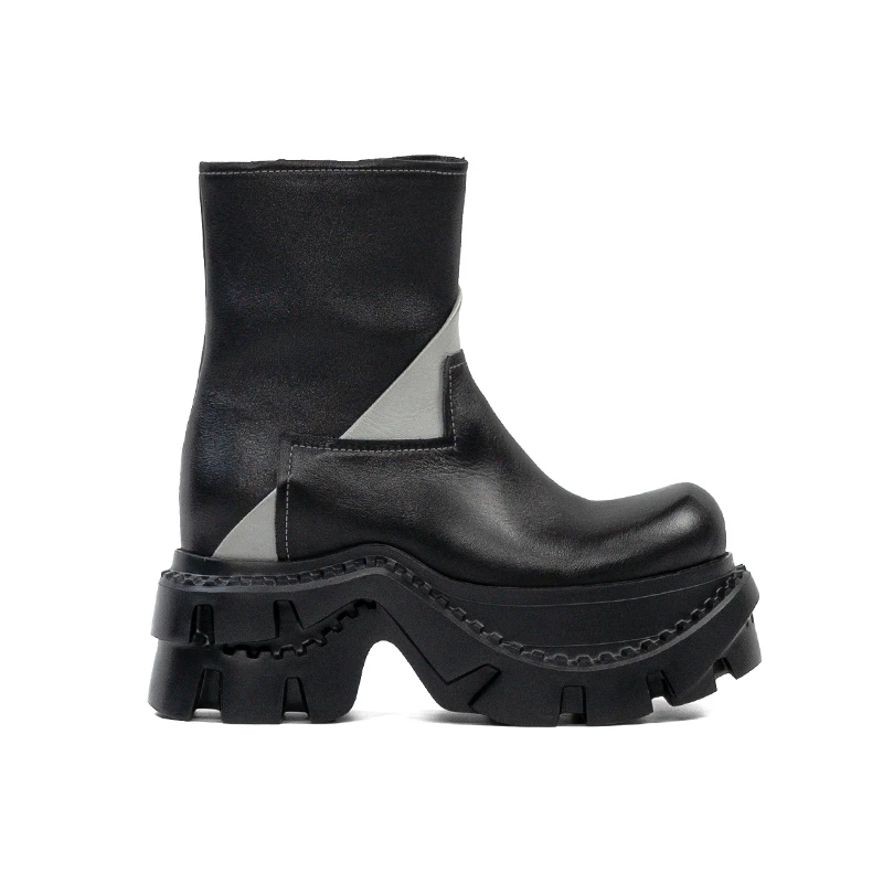 『简语』创构者原创设计女英伦风松糕高跟圆头减龄时尚马丁靴728H26