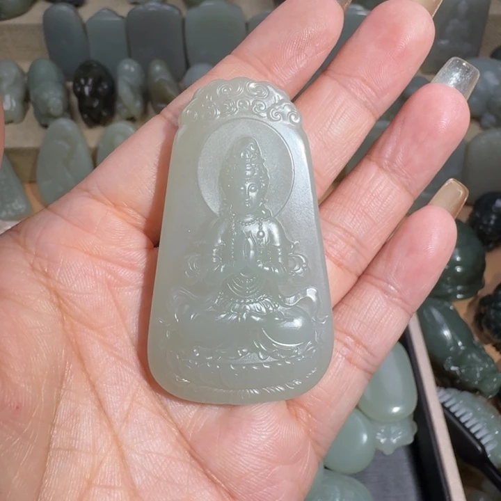 和田玉未镶嵌颈饰