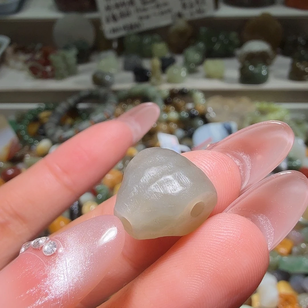 和田玉未镶嵌珠宝奇石