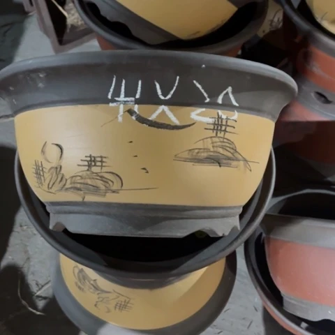 紫砂花盆   100-2。 41.20。各色