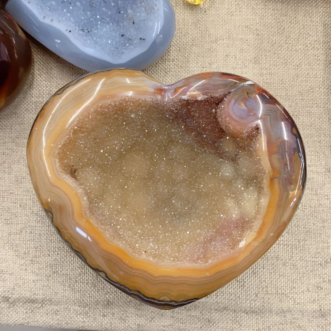 水晶天然石摆件未镶嵌