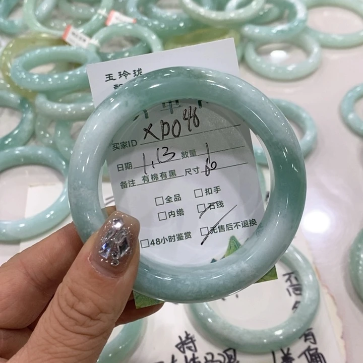 蛇纹石玉手镯未镶嵌美*