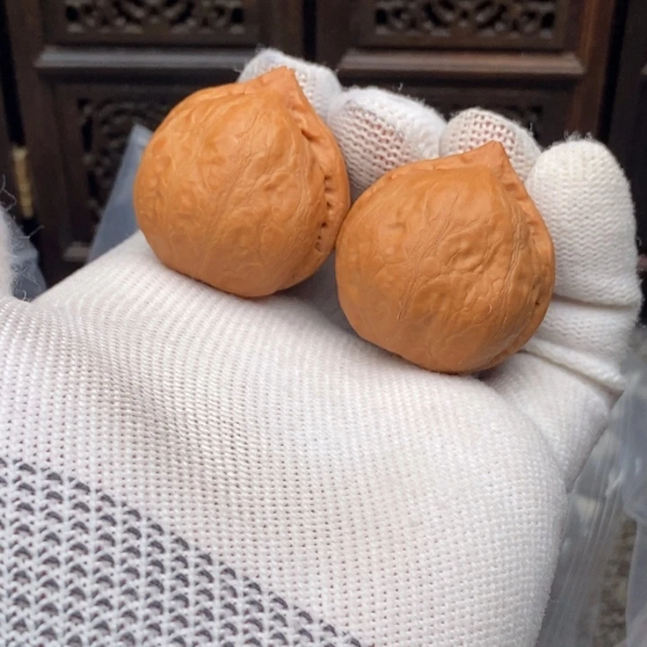 文玩核桃把件寿桃