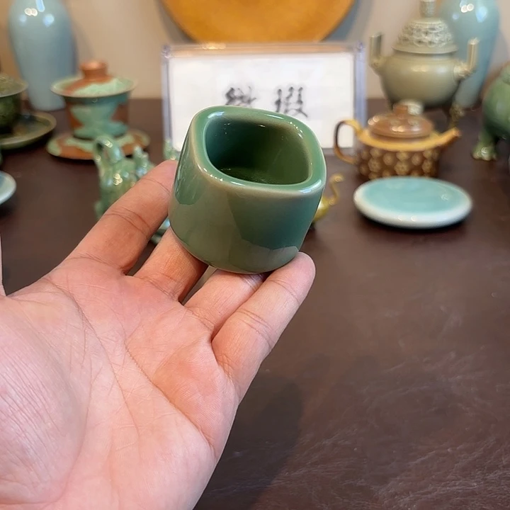 瓷片龙泉青瓷福利青瓷