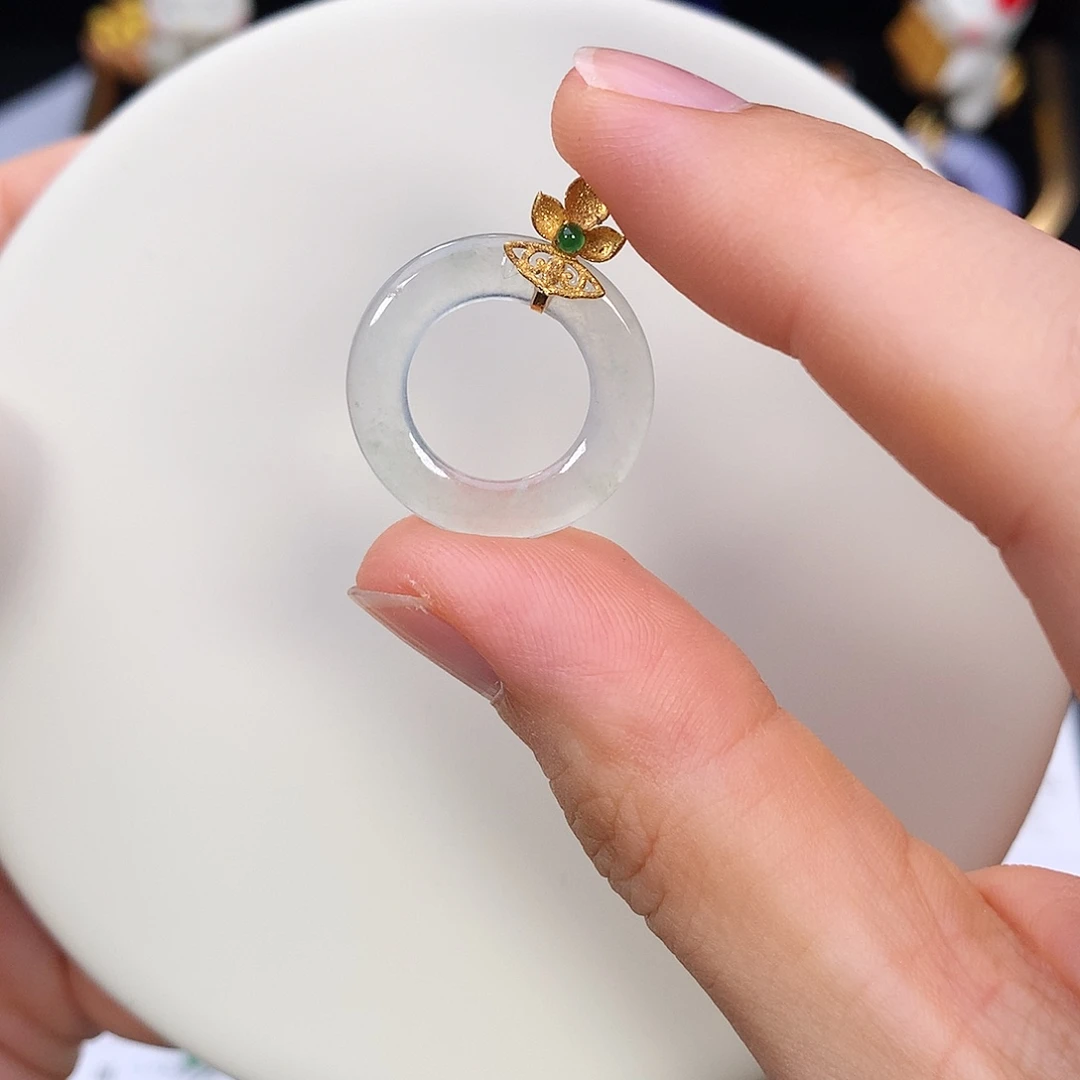 翡翠18K金镶嵌挂件天然缅甸翡翠Ａ货吊坠