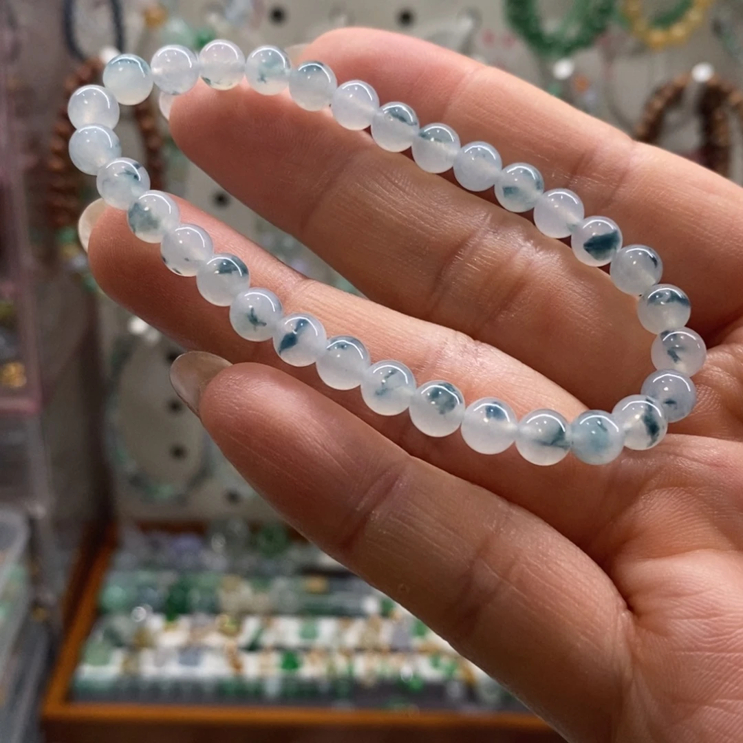 翡翠未镶嵌手链退换货运费自理