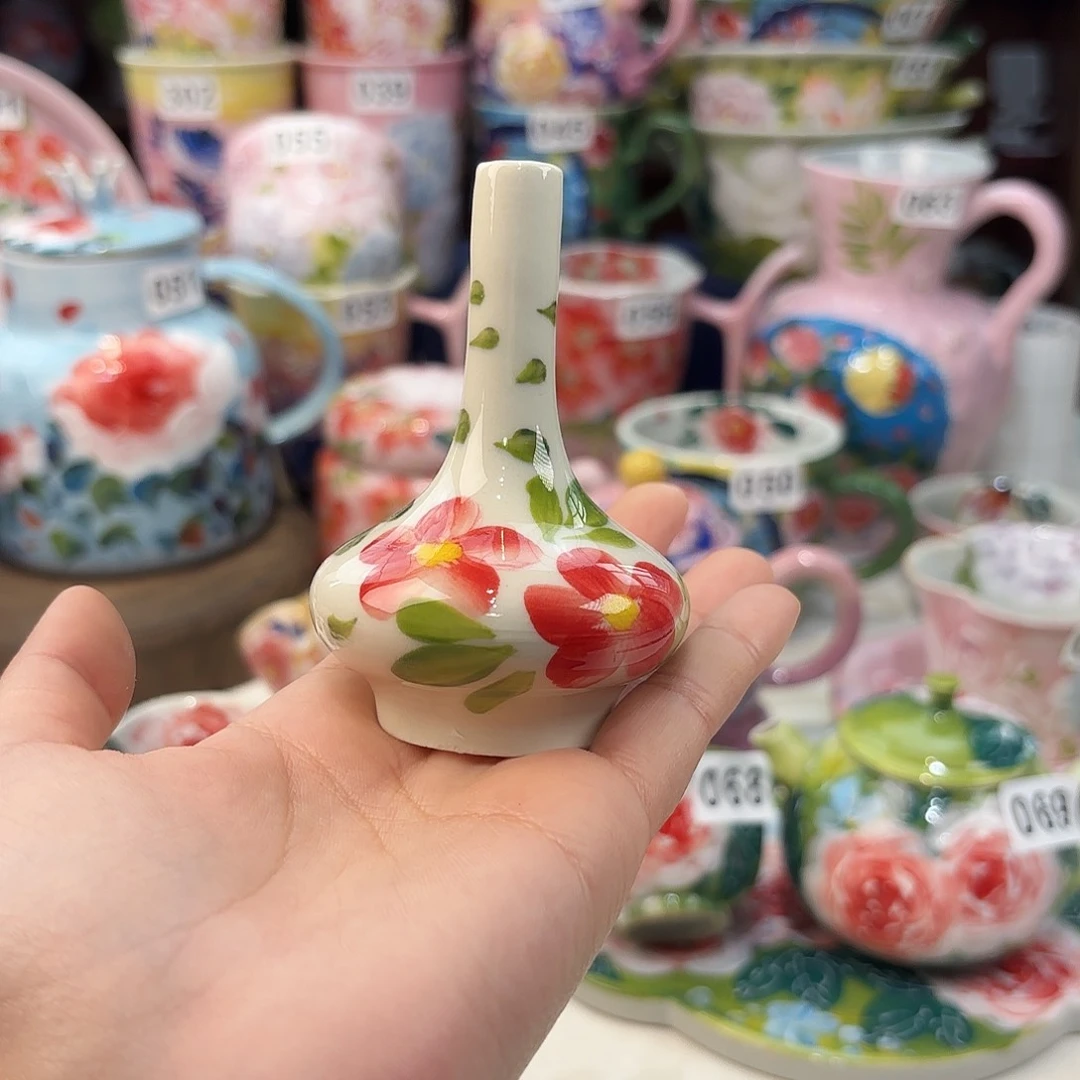 瓷片兔兔好a l l l l l l l l l