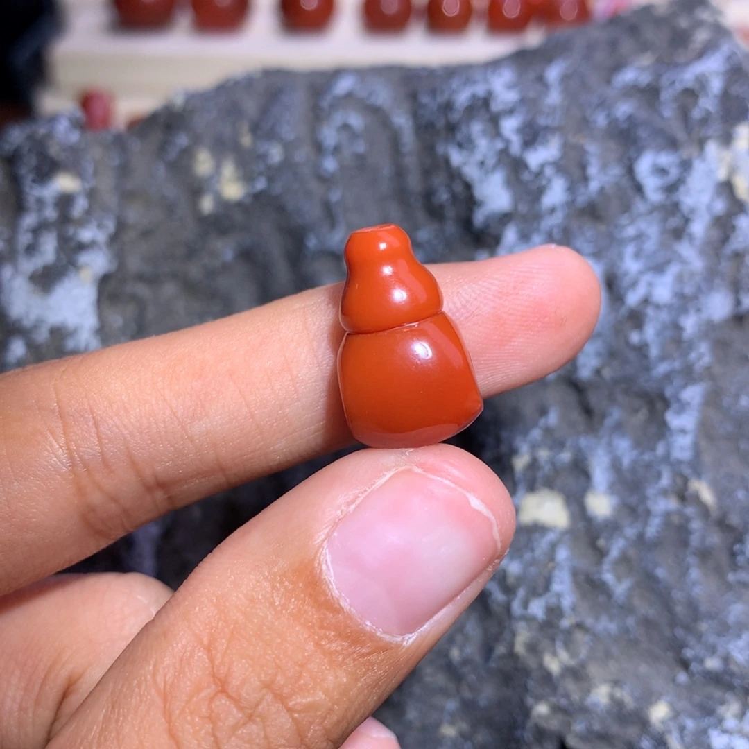 唐***藏南红玛瑙未镶嵌满肉三通11微微纹
