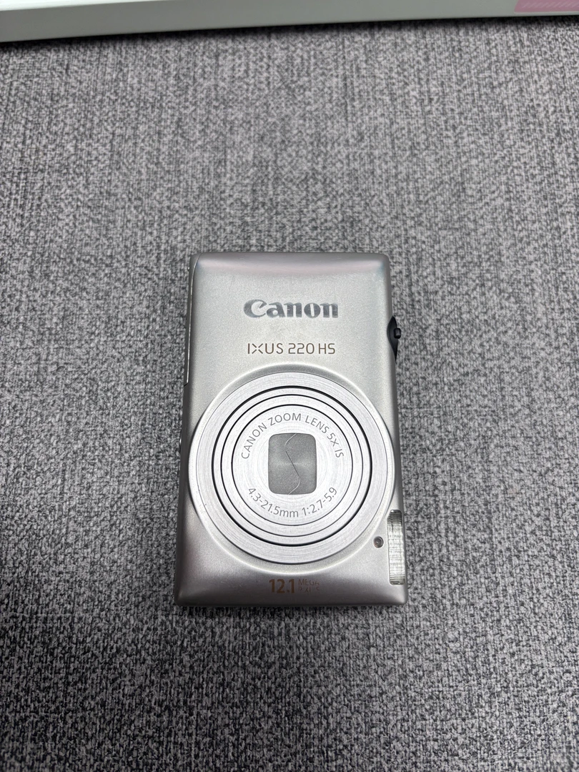 95新 Canon/佳能 佳能【IXUS 220】相机 网红爆款人像好看 实况机皇
