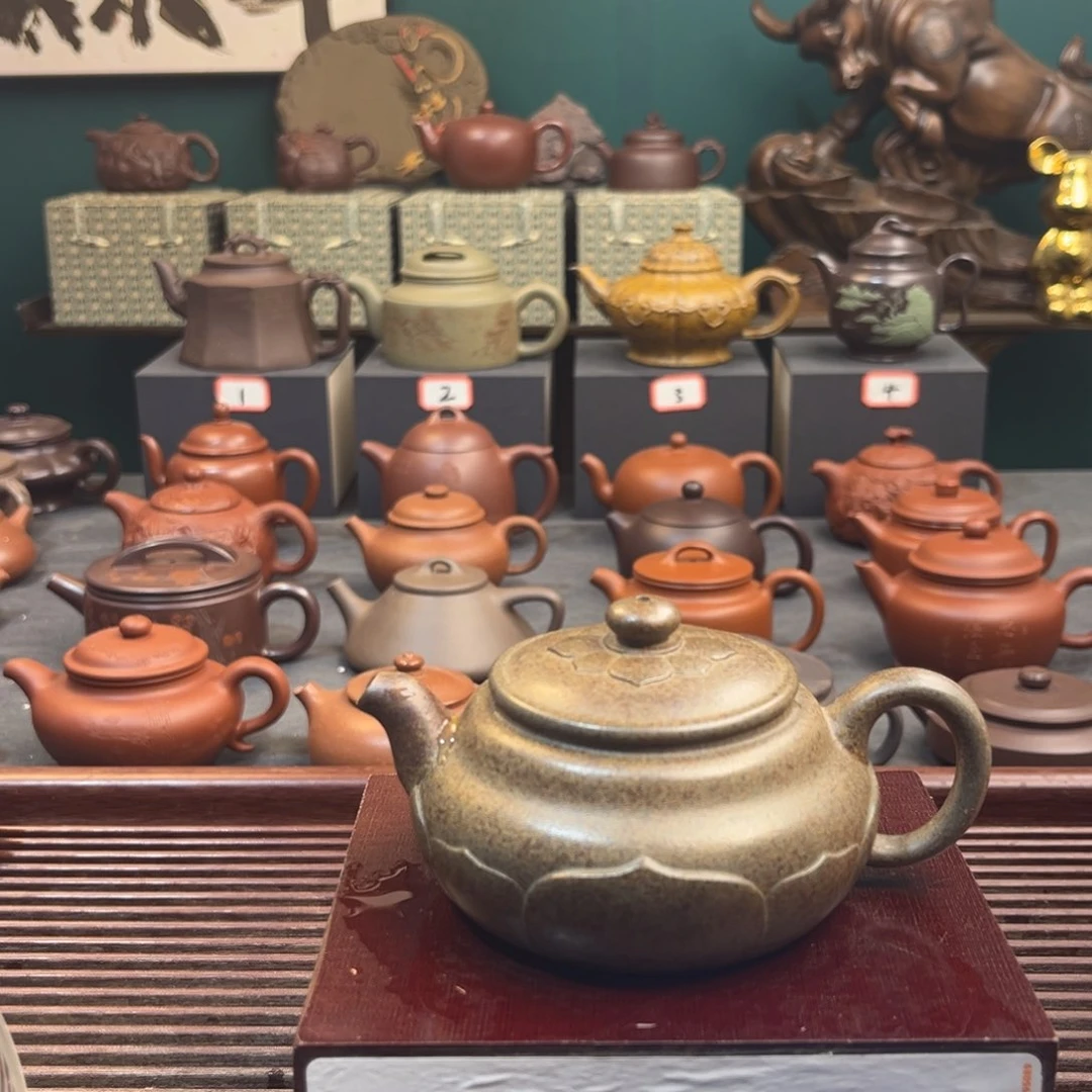 紫砂茶壶与****物宜兴紫砂壶