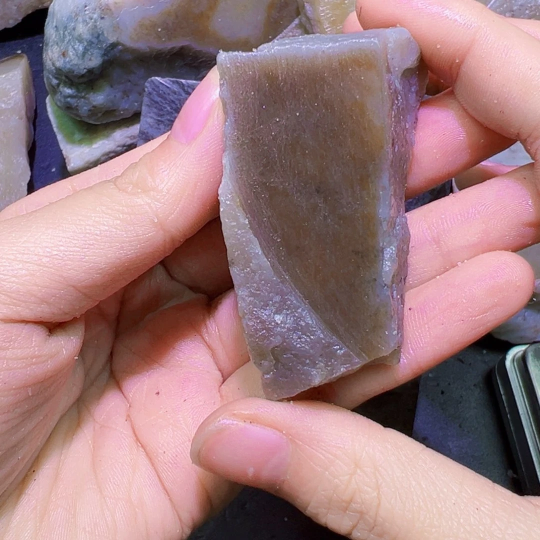 和田玉（糖玉）未镶嵌珠宝半成品