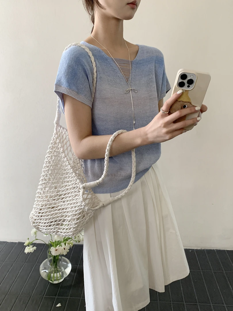 【潘潘.688868】2025年夏季新款进口高端和纸纱V领短袖套头针织衫