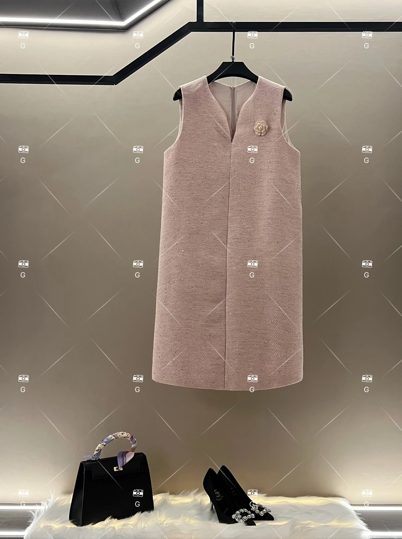 【WW】不褪色复古风显瘦默认款式连衣裙女装轻奢秋冬时尚 H-1383