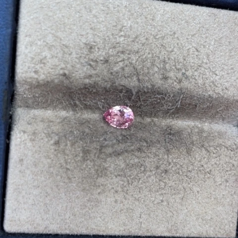 定制尖晶石裸石未镶嵌伯**弦0.9克拉