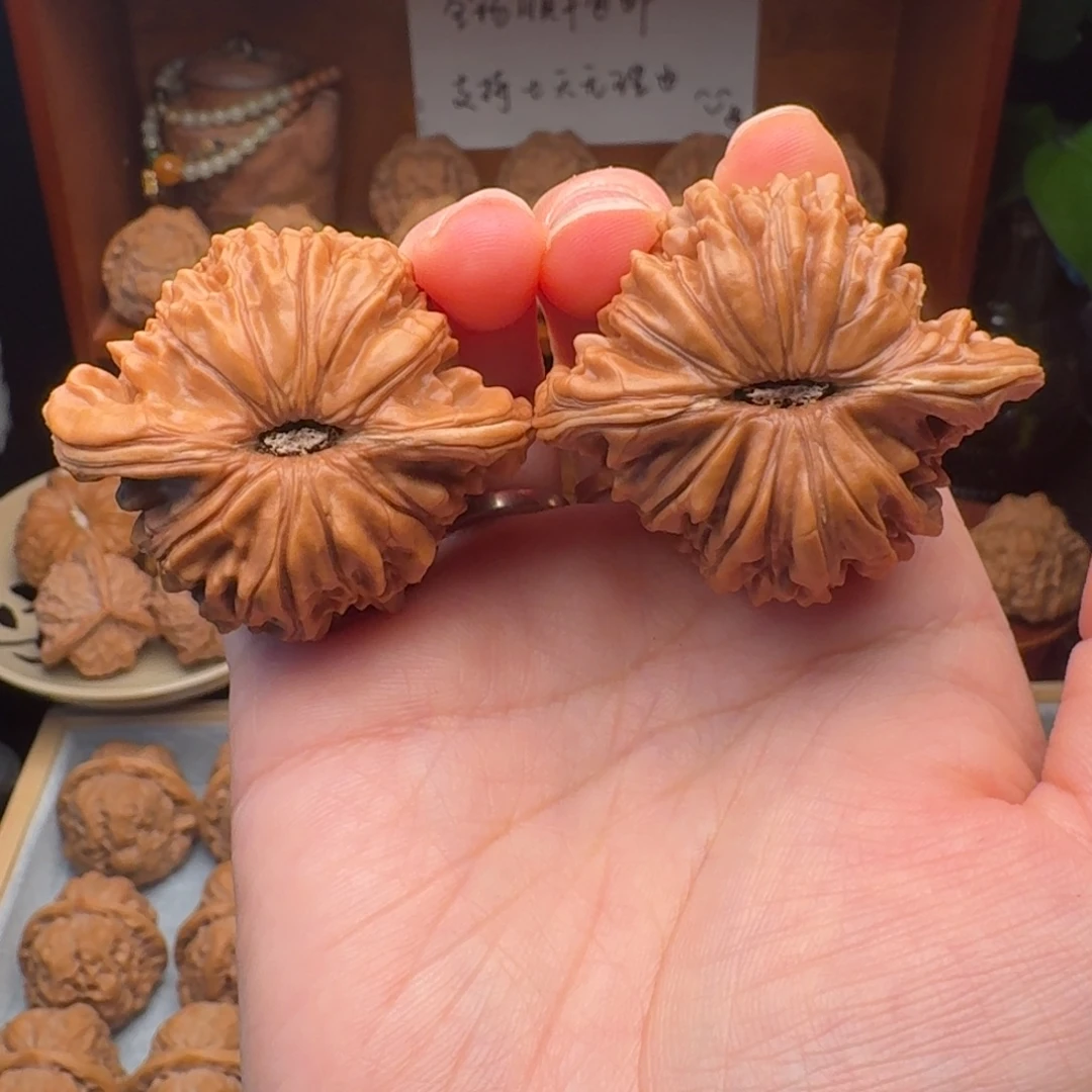 文玩核桃闪购四座楼44