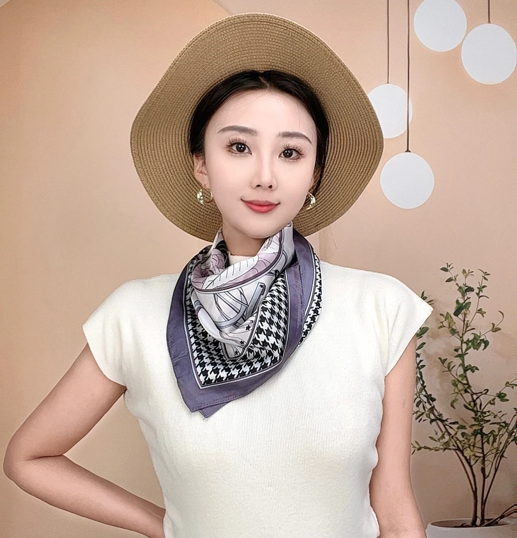 山茶花千鸟格中方巾丝巾女春秋韩版百搭高级感气质领巾薄款丝巾