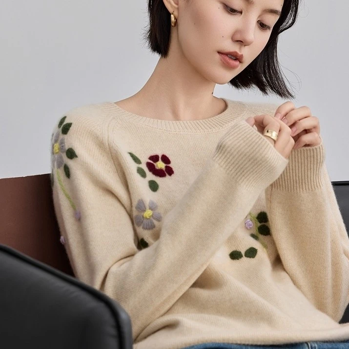 羊绒衫重工绣花秋冬加厚宽松刺绣毛衣慵懒风打底衫100%纯山羊绒