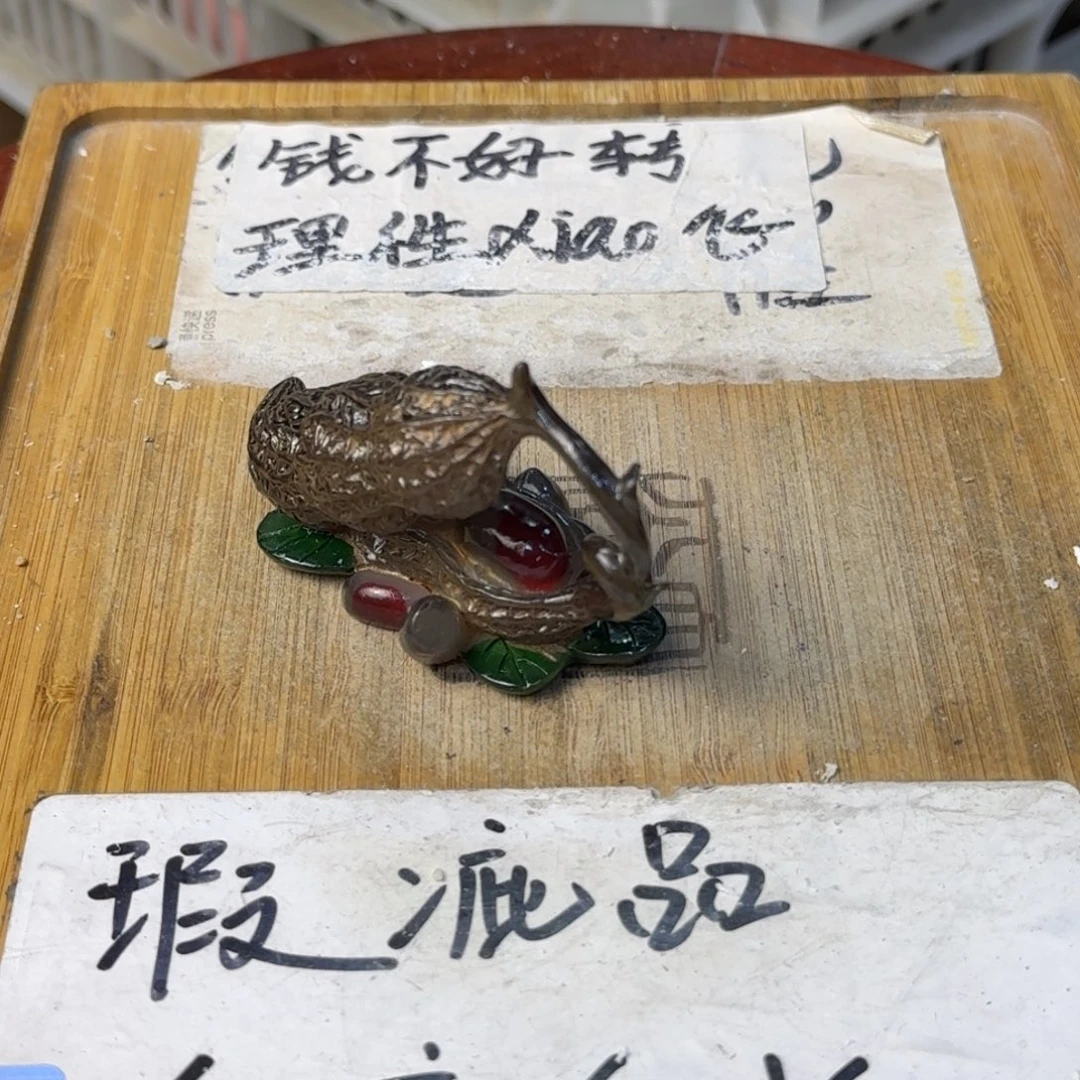 瑕疵介意勿拍陶瓷器皿B987