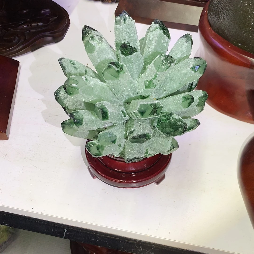 水晶大型摆件（非配饰）未镶嵌芳