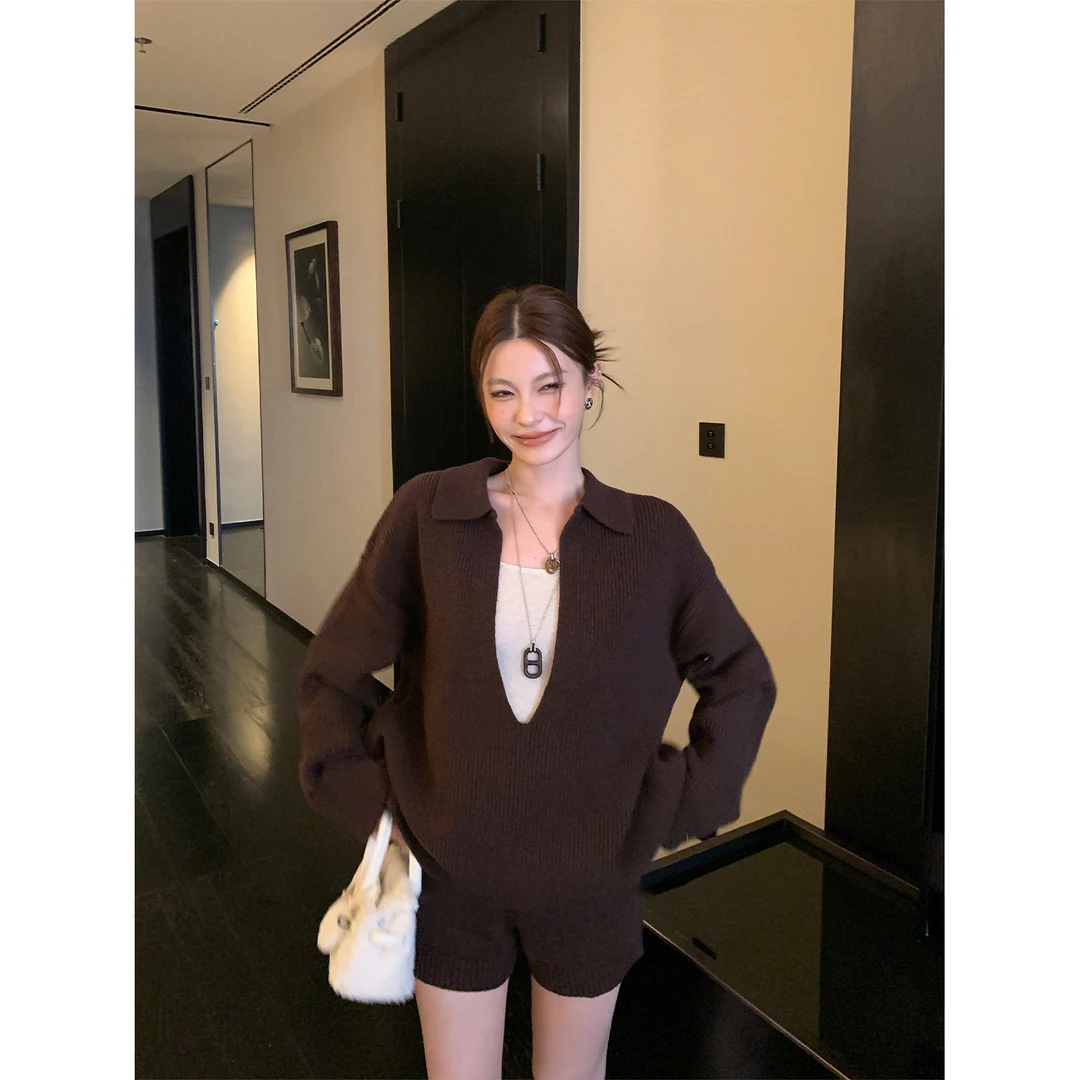 番茄妹妹Tomatosister气质松弛感大V领坑条连帽短裤休闲套装毛衣