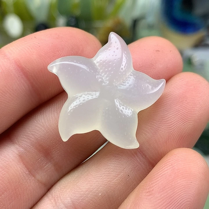 蛇纹石玉挂坠未镶嵌