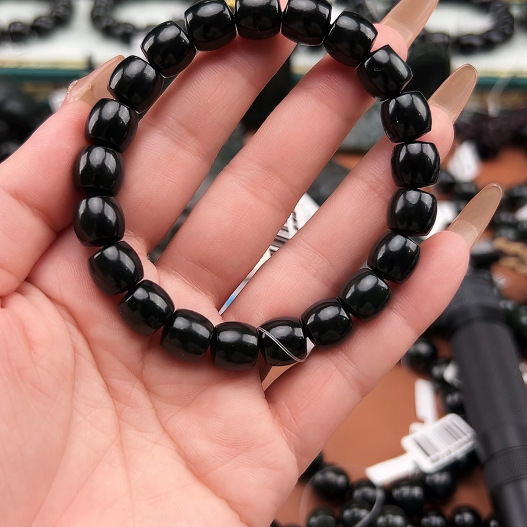 和田玉未镶嵌手串