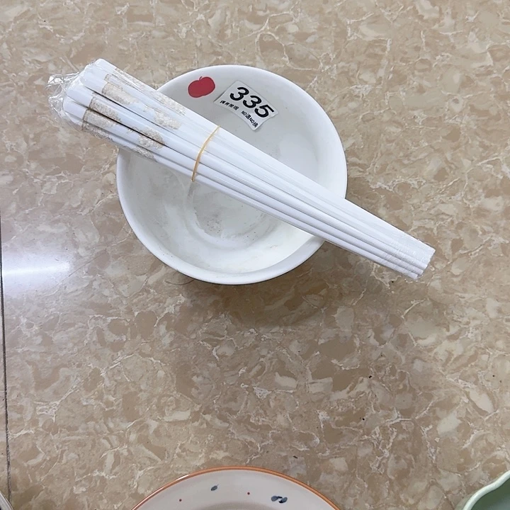 新骨瓷陶瓷碗335两个
