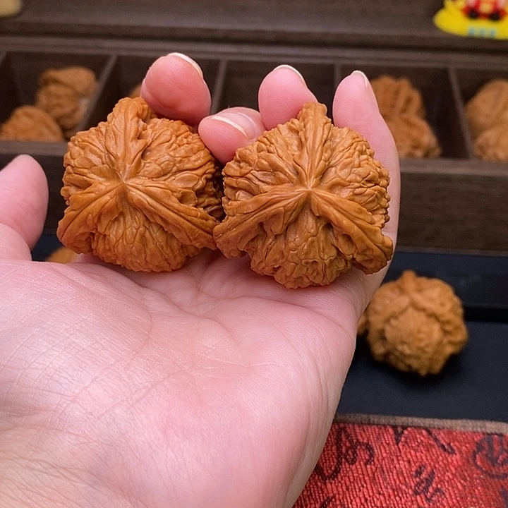 爱***地把件文玩核桃白奔