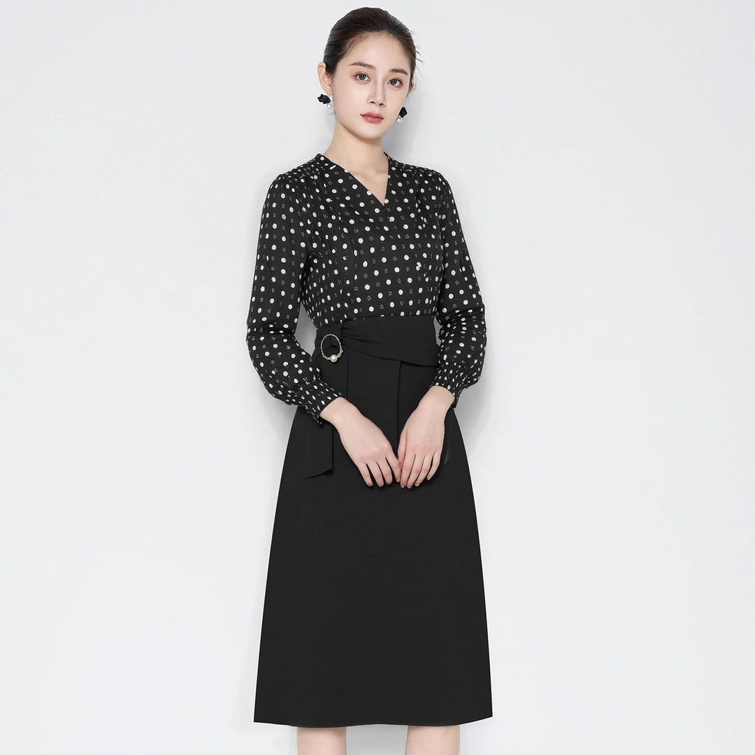 【娜娜甄选】波点长袖法式直筒型V领提花气质连衣裙VHA441DRX0