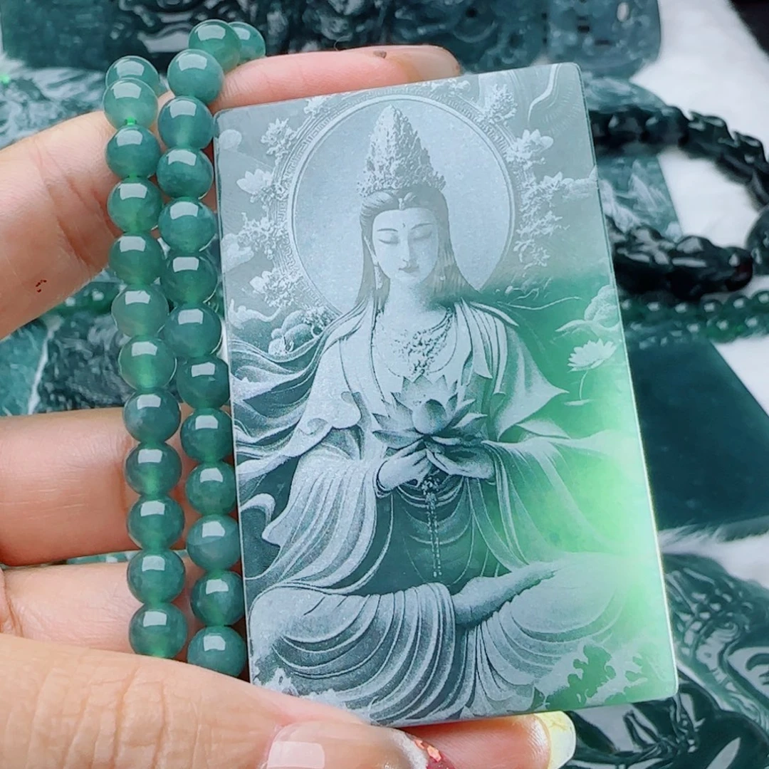 翡翠未镶嵌颈饰多样性发货天然的A货翡翠