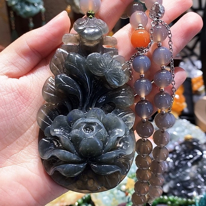 岫玉未镶嵌毛衣链