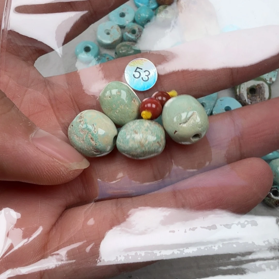 南红玛瑙未镶嵌珠宝奇石