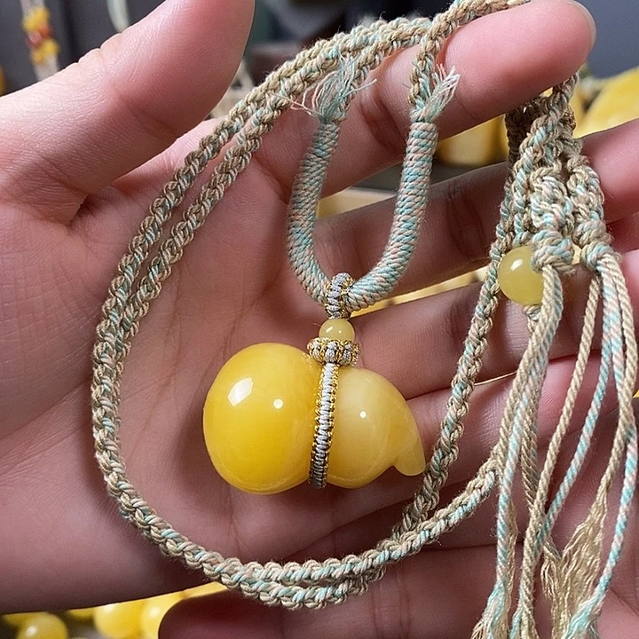 琥珀未镶嵌裸石葫芦