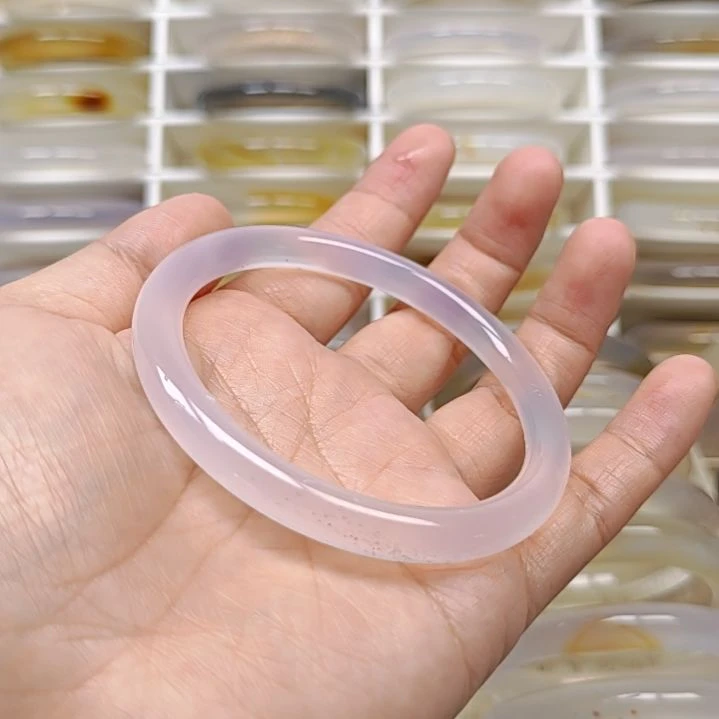 玛瑙/玉髓手镯未镶嵌飘蓝沙