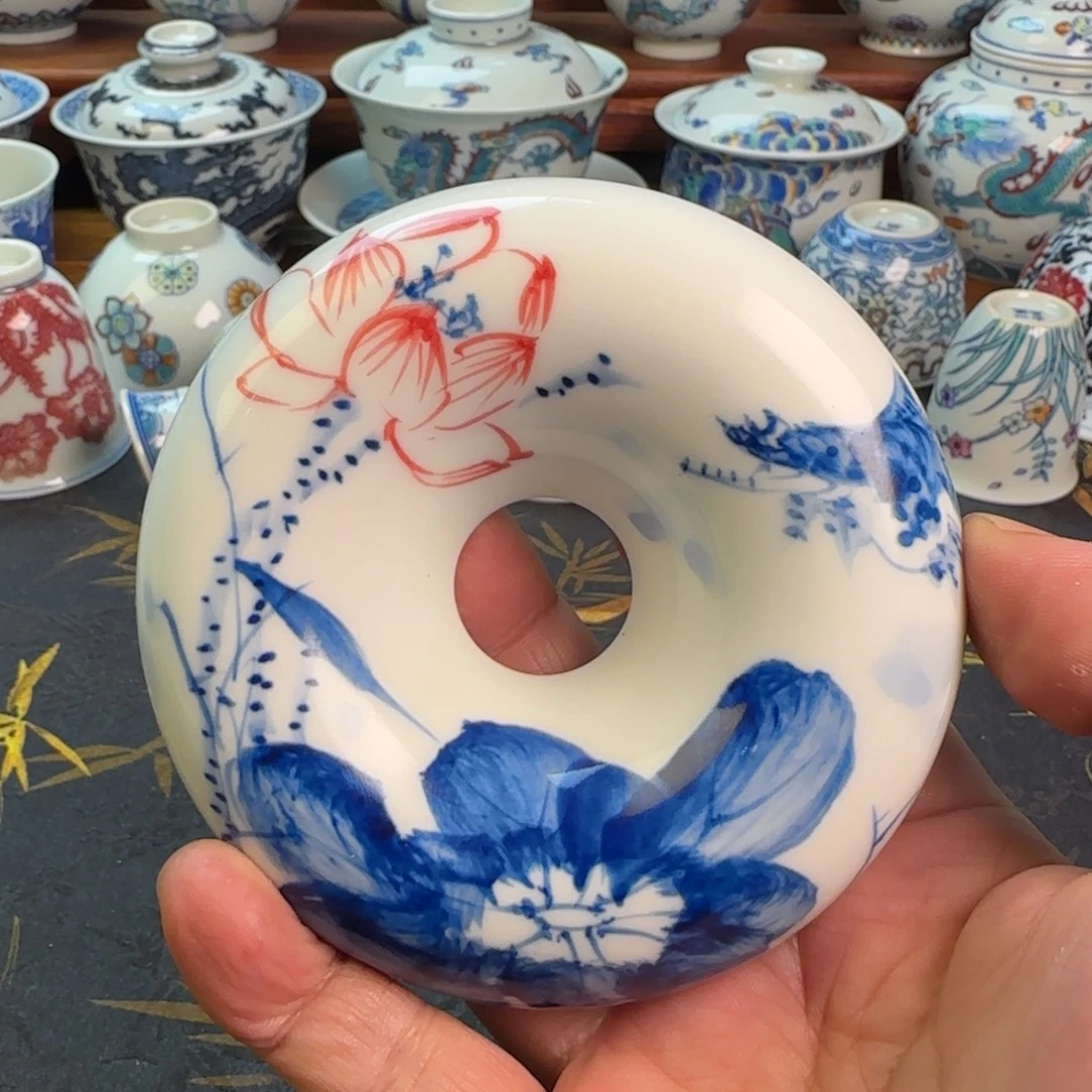 国画风荷花甜甜圈盖置