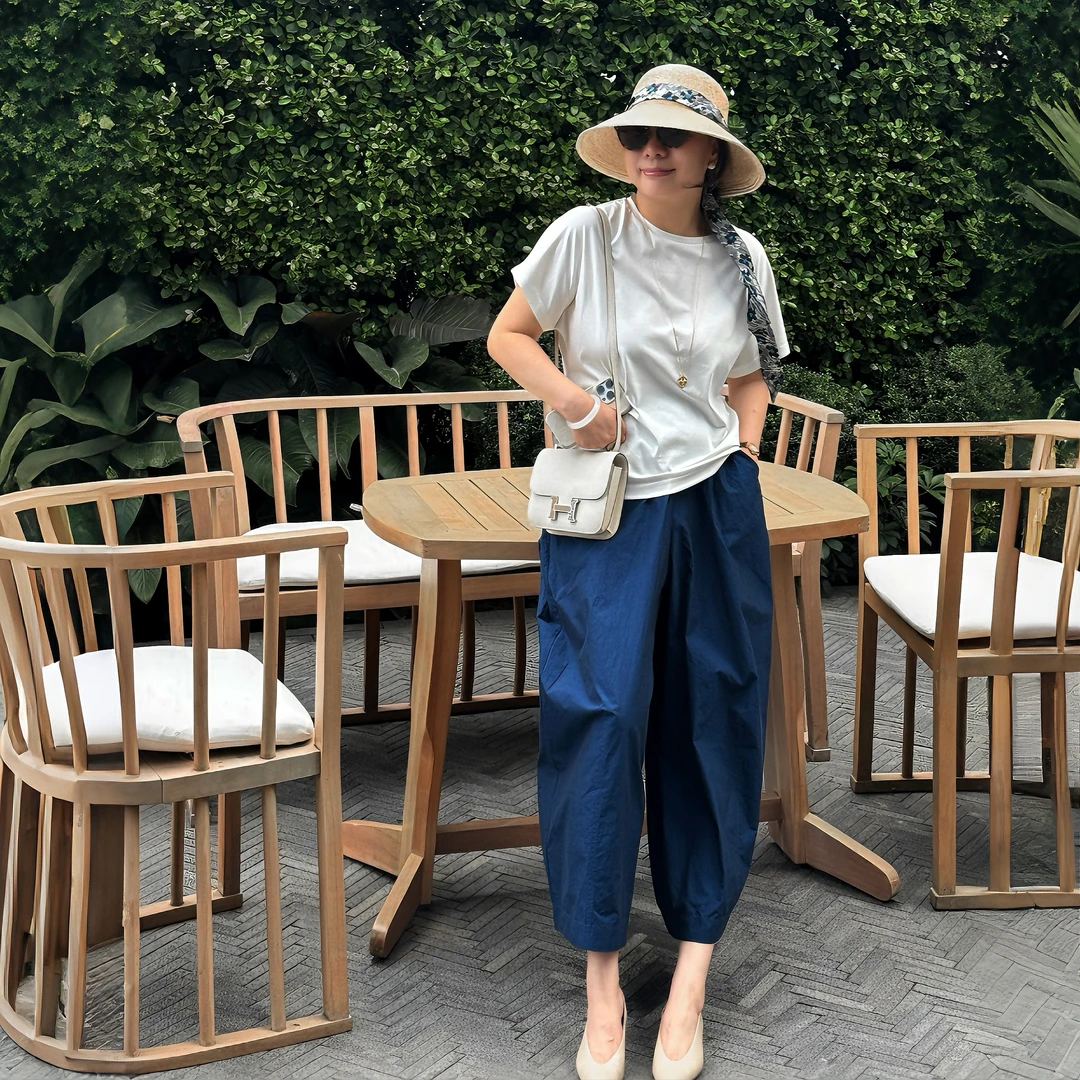 Ms.Qnn“轮廓美学”靛蓝近江晒纸感棉立裁腔调休闲裤 39P1612 Q姐