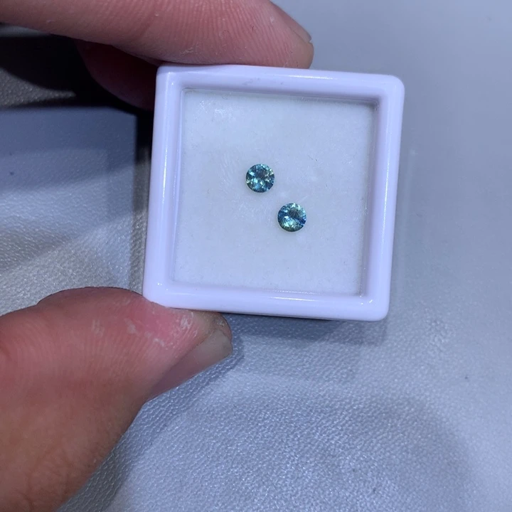 蓝宝石裸石未镶嵌0.35克拉