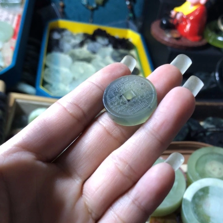 岫玉未镶嵌岫玉挂件