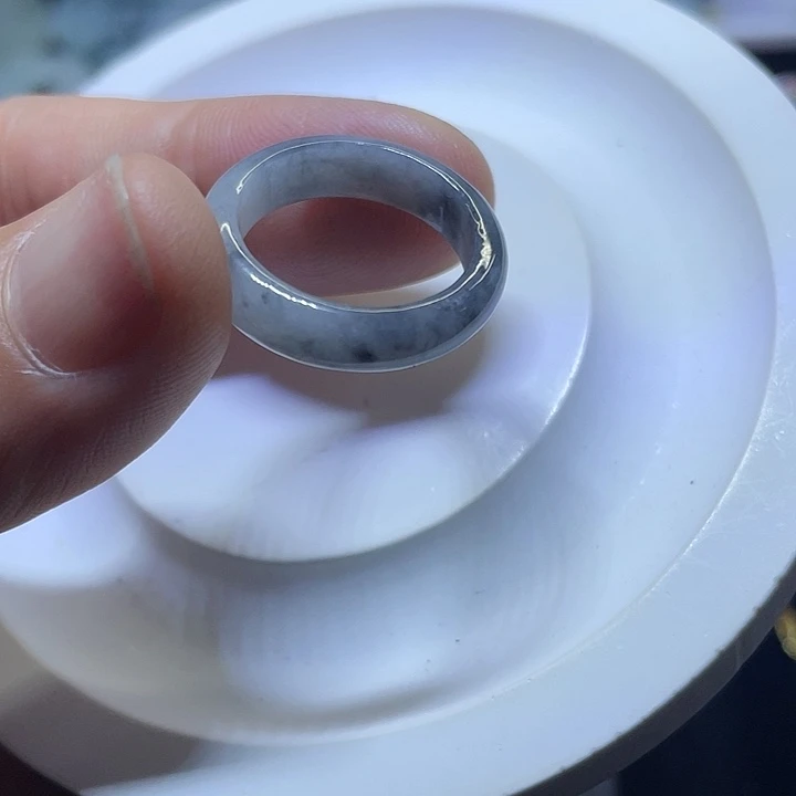 翡翠未镶嵌戒指冰乌鸡戒圈